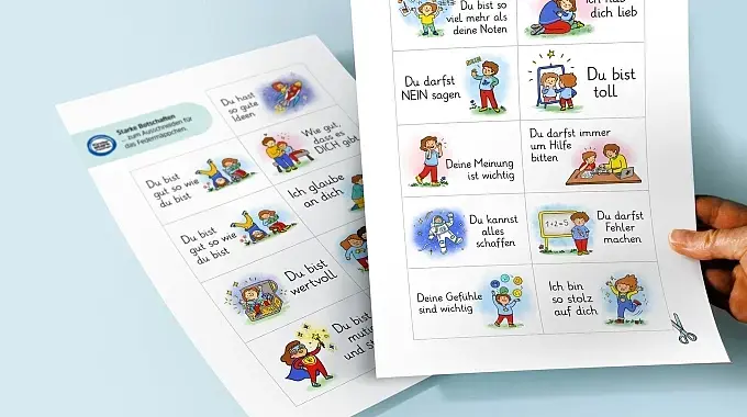 © Illustration Eva Burckhardt. Composing Ina Kerckhoff Bild von zwei Papierbögen mit illustrierten starken Botschaften für Kinder.
